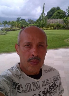 Nelson Villalobo, 54, Venezuela, Caracas