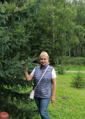 Лариса, 60, Россия, Красноярск