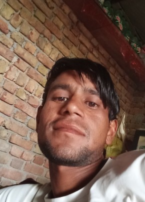 BARKAT, 26, India, Agra