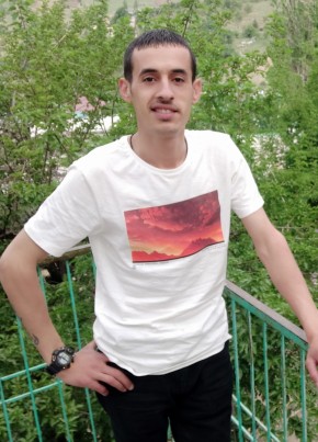 Mehmet, 26, Türkiye Cumhuriyeti, Yüksekova