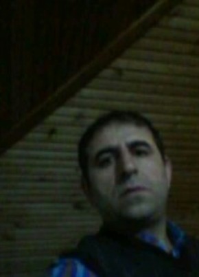 erdal korkmaz, 44, Türkiye Cumhuriyeti, Ataşehir