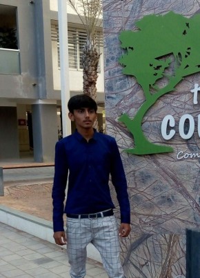 Viraj, 22, India, Gondal