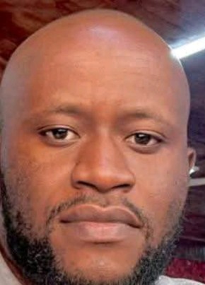 Daniel Kuma, 32, Angola, Luanda