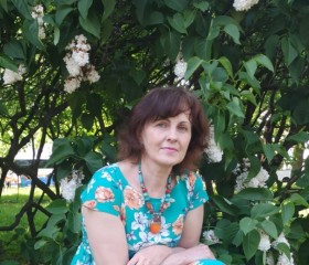 Марина, 65 лет, Санкт-Петербург