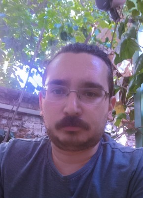 Uğur, 30, Türkiye Cumhuriyeti, Aydın