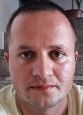 Berti, 37, Republika e Kosovës, Prishtinë