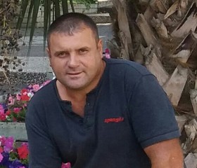 Виталий, 45 лет, Dancu