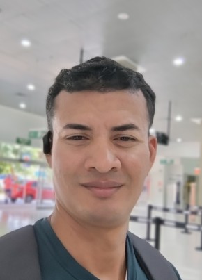 Eduardo Urbina из Valledupar 33 года