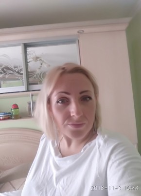 Tina, 41, Україна, Івано-Франківськ