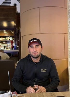 Мурад из Хасавюрта 36 лет