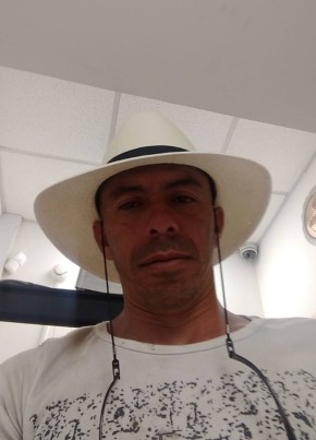 Esteban из Acacías 46 лет