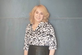 Olga, 55 - Just Me