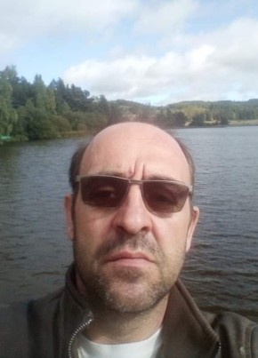 Julien, 56, République Française, Montpellier