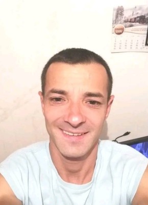 Cristi, 36, Romania, Petroșani
