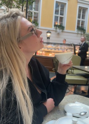 Elena, 39, Russia, Velikiy Novgorod