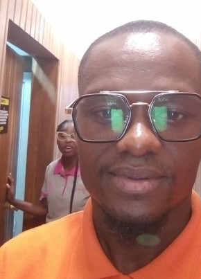 Edward, 34, República de Angola, Loanda
