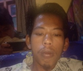 SAHRULGUNAWAN_, 18 лет, Jember