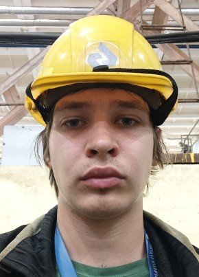 андрей из Соснового Бора 18 лет