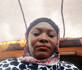 Elizabeth, 37, Mombasa
