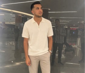 Ahmed, 27, Abu Dhabi