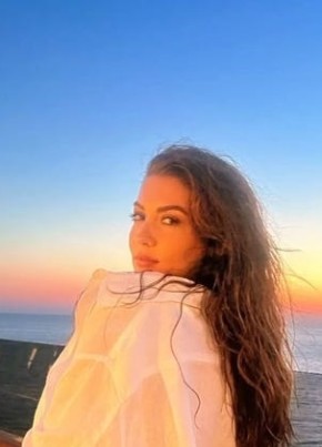 Алина из Киров (Калужской обл.) 25 лет