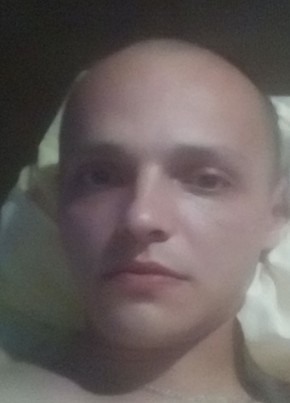 Александр, 36, Россия, Сегежа