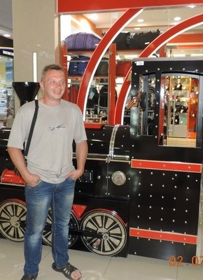 Денис из Грязовеца 49 лет