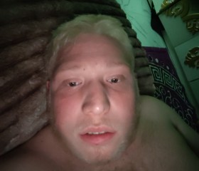 Ду п4ньи, 18, Sofia