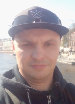 Илья, 46, Россия, Санкт-Петербург
