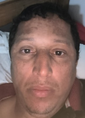 Adriano из Três Lagoas 39 лет