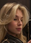 Anya, 24, Moscow