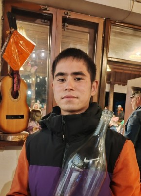 Андрей из Воронежа 22 года