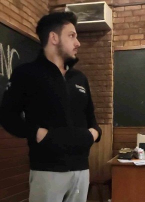 Ömer Yılmaz, 26, Türkiye Cumhuriyeti, İstanbul