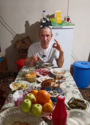 Эдуард из Харабали 41 год