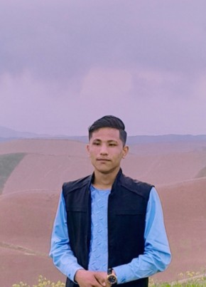 محمدحسین, 18, جمهورئ اسلامئ افغانستان, مزار شریف