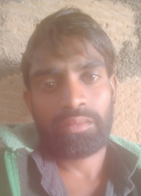 Monu, 24, India, Ahmedabad