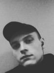 павел, 24 года