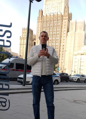 Алексей из Москвы 48 лет