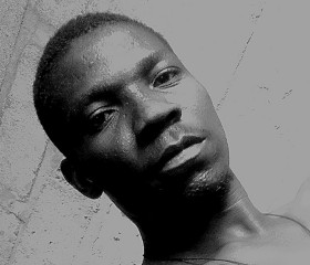K.Gérard, 30 лет, Ouagadougou