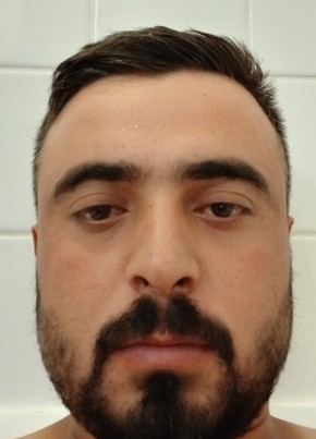 Emre из Torino 28 лет