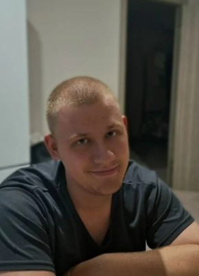 Евгений из Елабуги 22 года