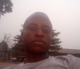 yohannamutlong, 36, Potiskum