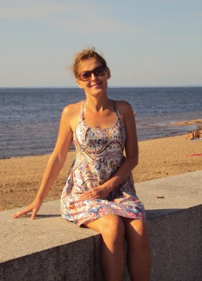 Виктория, 58, Россия, Санкт-Петербург