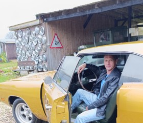 Aleksey, 80, Magadan