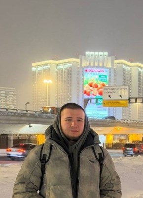 Максим из Лопатинския 22 года