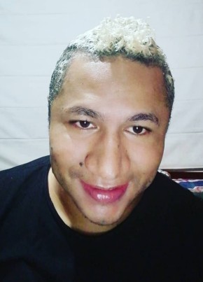 Carlos Sánchez , 35, República del Ecuador, Tena