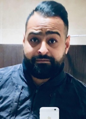 Moharram, 36, Kuwait, Al Farwaniyah