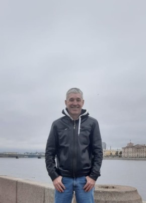 Александр из Санкт-Петербурга 48 лет