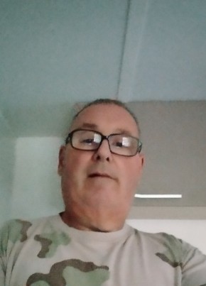 Humbert, 60, République Française, Besançon