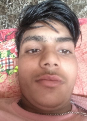 Arshadkhan, 18, India, Khurja